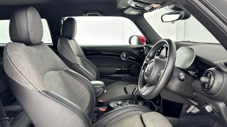 MINI Hatchback 135kW Cooper S Level 2 33kWh 3dr Auto Electric Hatchback